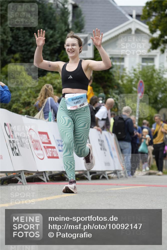 30.08.2026 - Blankeneser Heldenlauf Patografie http://msf.ph/oto/10092147 30.08.2026 12:27:58 Ziel 2366, 2827, 4195, 4212, 4213, 4289, 4463 meine-sportfotos.de