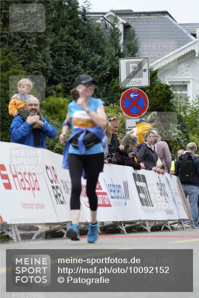 30.08.2026 - Blankeneser Heldenlauf Patografie http://msf.ph/oto/10092152 30.08.2026 12:28:16 Ziel 2462 meine-sportfotos.de