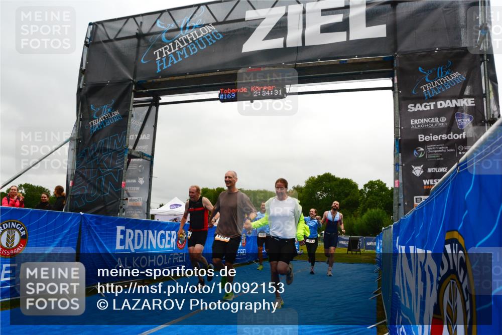 30.08.2026 - Elbe Triathlon Hamburg LAZAROV Photography http://msf.ph/oto/10092153 30.08.2026 16:34:33 Ziel  meine-sportfotos.de