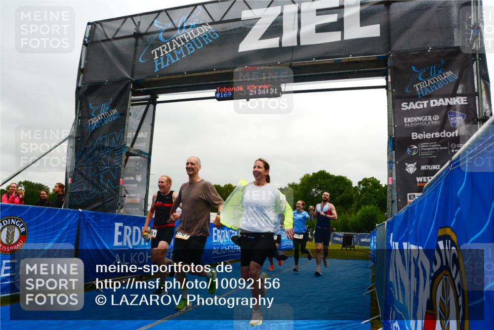 30.08.2026 - Elbe Triathlon Hamburg LAZAROV Photography http://msf.ph/oto/10092156 30.08.2026 16:34:33 Ziel  meine-sportfotos.de
