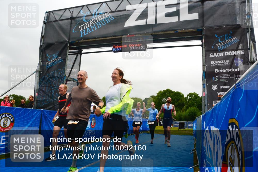 30.08.2026 - Elbe Triathlon Hamburg LAZAROV Photography http://msf.ph/oto/10092160 30.08.2026 16:34:33 Ziel  meine-sportfotos.de