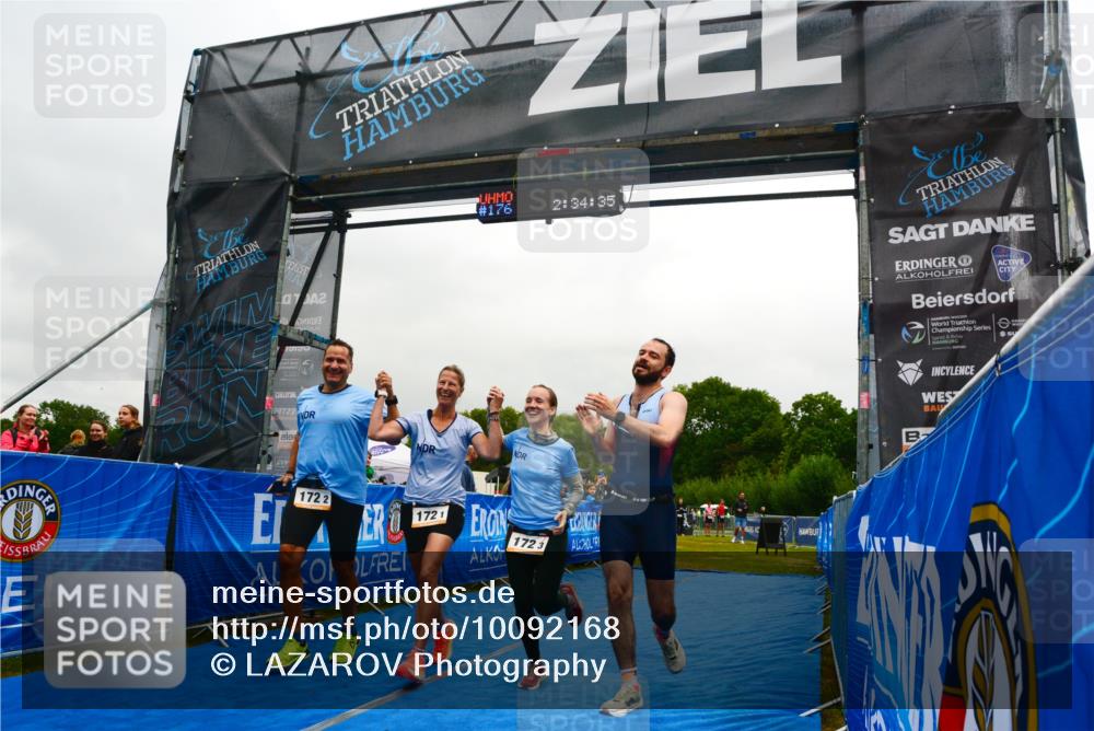30.08.2026 - Elbe Triathlon Hamburg LAZAROV Photography http://msf.ph/oto/10092168 30.08.2026 16:34:35 Ziel  meine-sportfotos.de