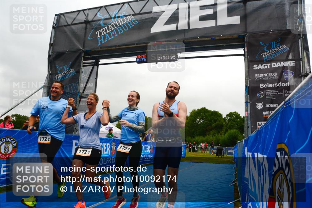 30.08.2026 - Elbe Triathlon Hamburg LAZAROV Photography http://msf.ph/oto/10092174 30.08.2026 16:34:35 Ziel  meine-sportfotos.de