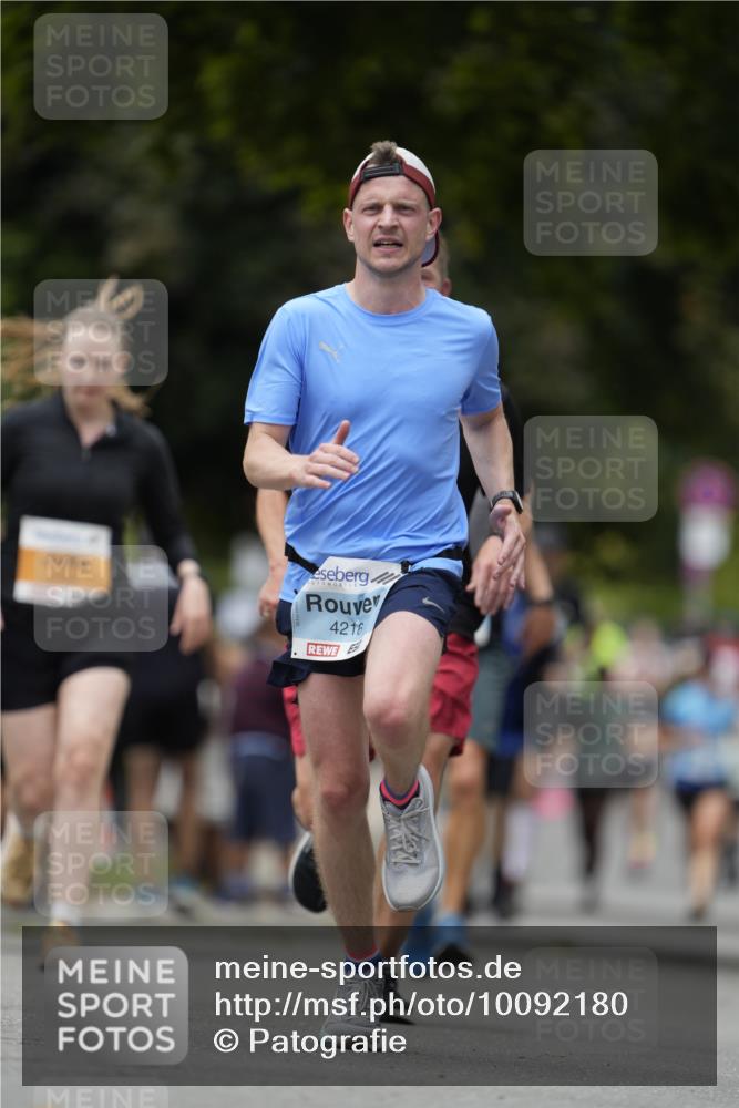 30.08.2026 - Blankeneser Heldenlauf Patografie http://msf.ph/oto/10092180 30.08.2026 12:28:30 Ziel 4216, 4246 meine-sportfotos.de