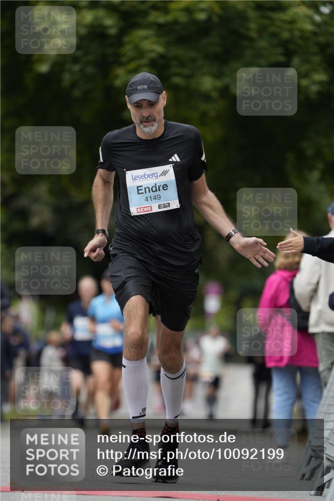30.08.2026 - Blankeneser Heldenlauf Patografie http://msf.ph/oto/10092199 30.08.2026 12:28:43 Ziel 2455, 2459, 4021, 4149 meine-sportfotos.de