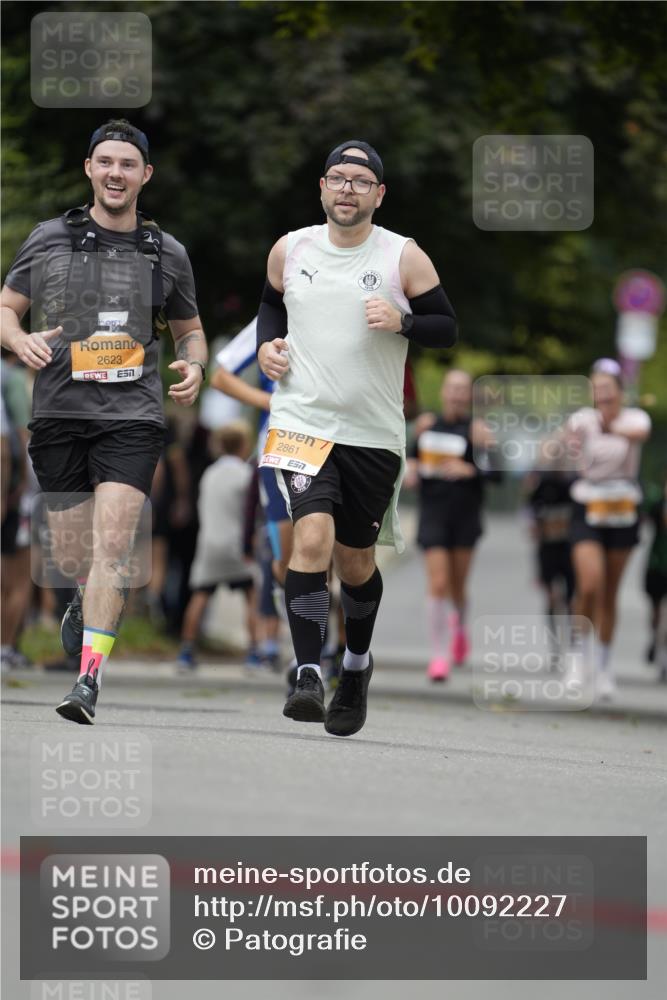 30.08.2026 - Blankeneser Heldenlauf Patografie http://msf.ph/oto/10092227 30.08.2026 12:28:59 Ziel 2816, 4045, 4085, 4287 meine-sportfotos.de