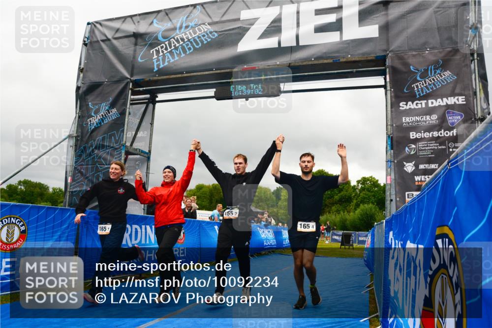 30.08.2026 - Elbe Triathlon Hamburg LAZAROV Photography http://msf.ph/oto/10092234 30.08.2026 16:39:01 Ziel  meine-sportfotos.de