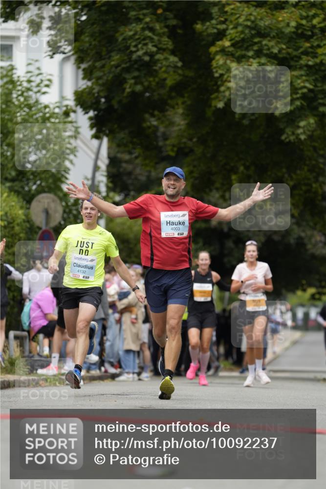 30.08.2026 - Blankeneser Heldenlauf Patografie http://msf.ph/oto/10092237 30.08.2026 12:29:09 Ziel 2623, 2861, 4003, 4132, 4230 meine-sportfotos.de