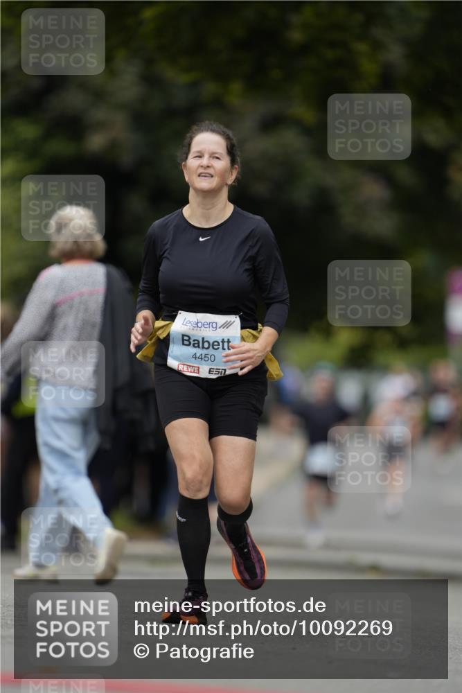 30.08.2026 - Blankeneser Heldenlauf Patografie http://msf.ph/oto/10092269 30.08.2026 12:29:34 Ziel 2395, 2905, 4450 meine-sportfotos.de