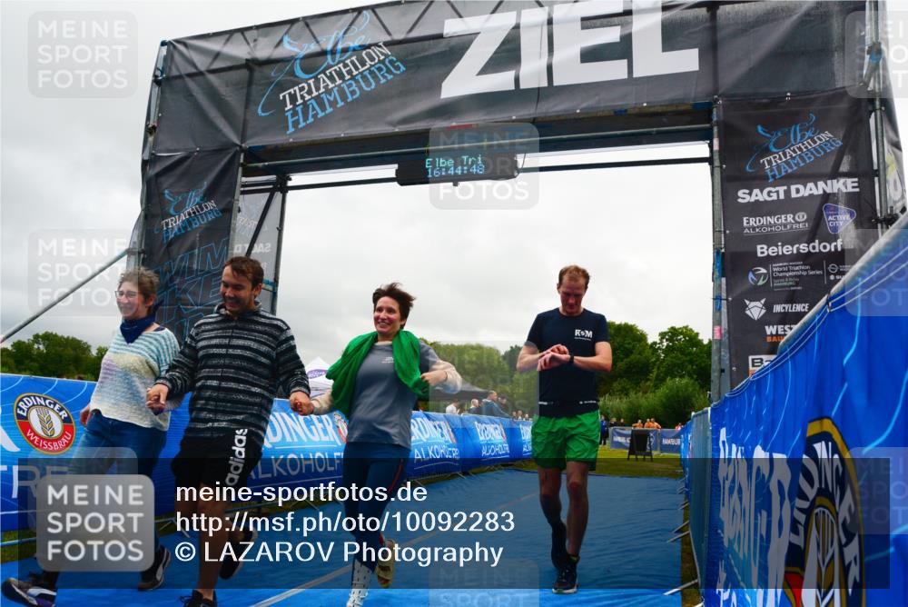 30.08.2026 - Elbe Triathlon Hamburg LAZAROV Photography http://msf.ph/oto/10092283 30.08.2026 16:44:46 Ziel  meine-sportfotos.de