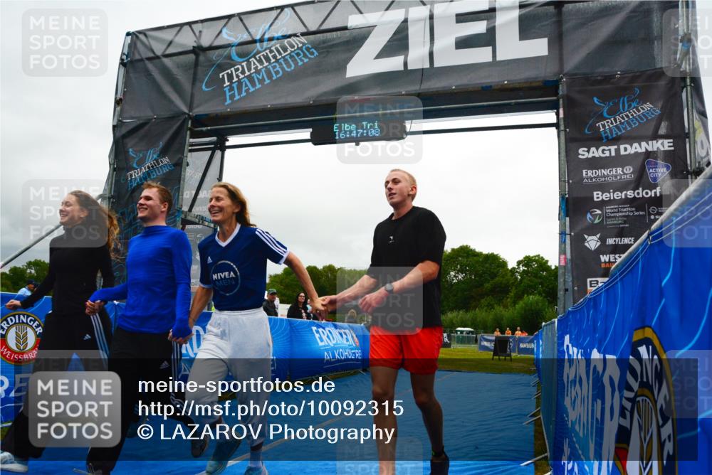 30.08.2026 - Elbe Triathlon Hamburg LAZAROV Photography http://msf.ph/oto/10092315 30.08.2026 16:47:07 Ziel  meine-sportfotos.de