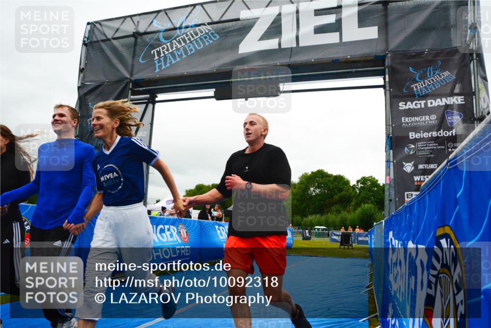 30.08.2026 - Elbe Triathlon Hamburg LAZAROV Photography http://msf.ph/oto/10092318 30.08.2026 16:47:07 Ziel  meine-sportfotos.de