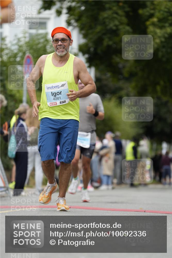 30.08.2026 - Blankeneser Heldenlauf Patografie http://msf.ph/oto/10092336 30.08.2026 12:30:43 Ziel 2663, 2886, 4001, 4458 meine-sportfotos.de