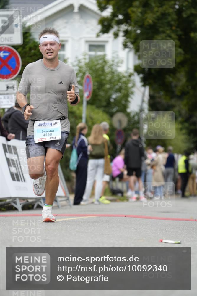 30.08.2026 - Blankeneser Heldenlauf Patografie http://msf.ph/oto/10092340 30.08.2026 12:30:46 Ziel 2663, 2886, 4001, 4458 meine-sportfotos.de