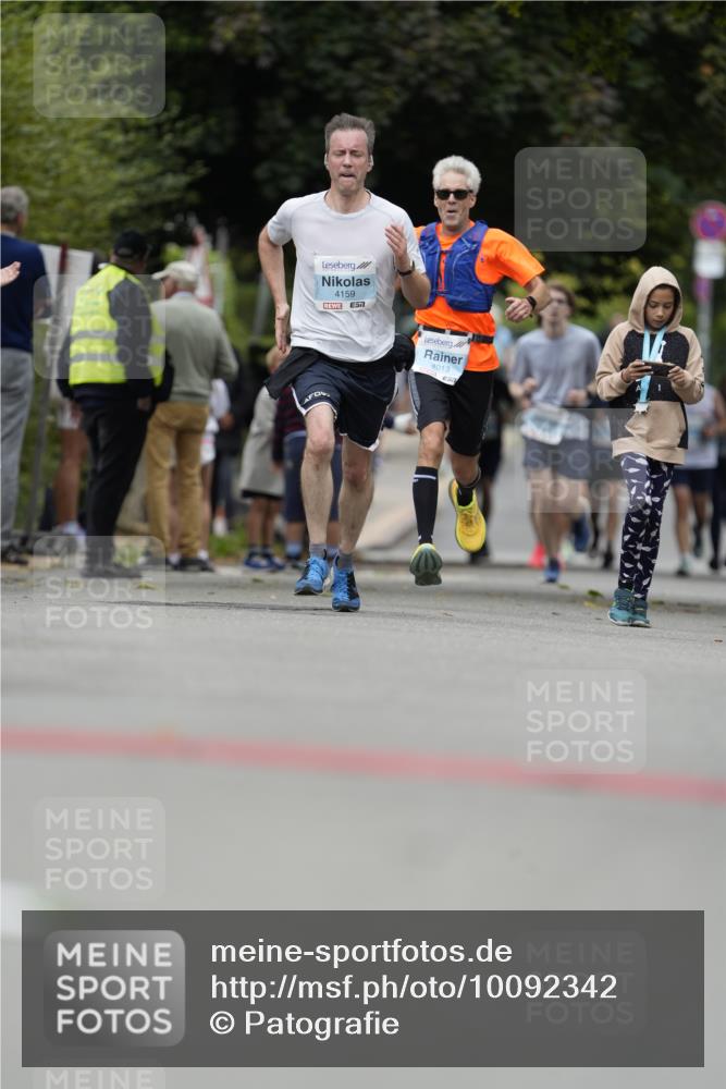 30.08.2026 - Blankeneser Heldenlauf Patografie http://msf.ph/oto/10092342 30.08.2026 12:30:49 Ziel 4001, 4458 meine-sportfotos.de
