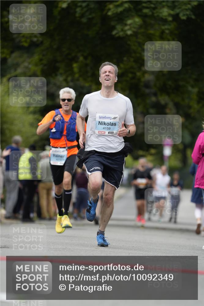 30.08.2026 - Blankeneser Heldenlauf Patografie http://msf.ph/oto/10092349 30.08.2026 12:30:53 Ziel 4013, 4159, 4458 meine-sportfotos.de