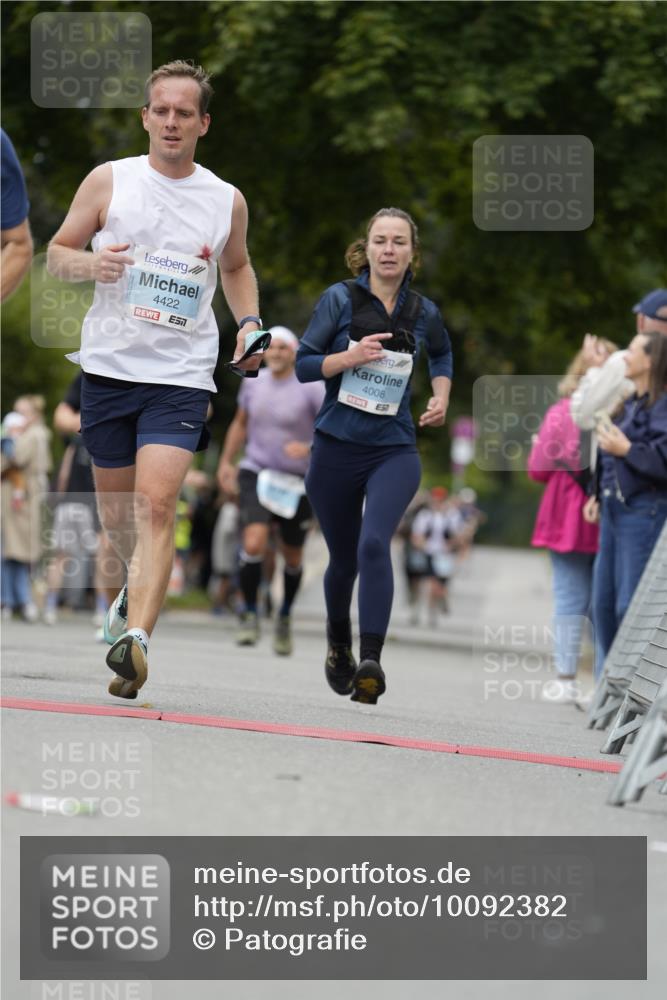 30.08.2026 - Blankeneser Heldenlauf Patografie http://msf.ph/oto/10092382 30.08.2026 12:31:14 Ziel 2705, 4008, 4210, 4394, 4395, 4421, 4422 meine-sportfotos.de