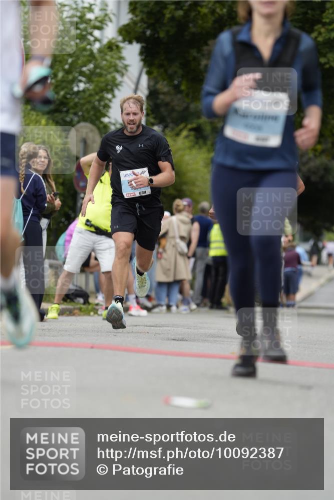 30.08.2026 - Blankeneser Heldenlauf Patografie http://msf.ph/oto/10092387 30.08.2026 12:31:16 Ziel 2705, 4008, 4210, 4394, 4395, 4421, 4422 meine-sportfotos.de