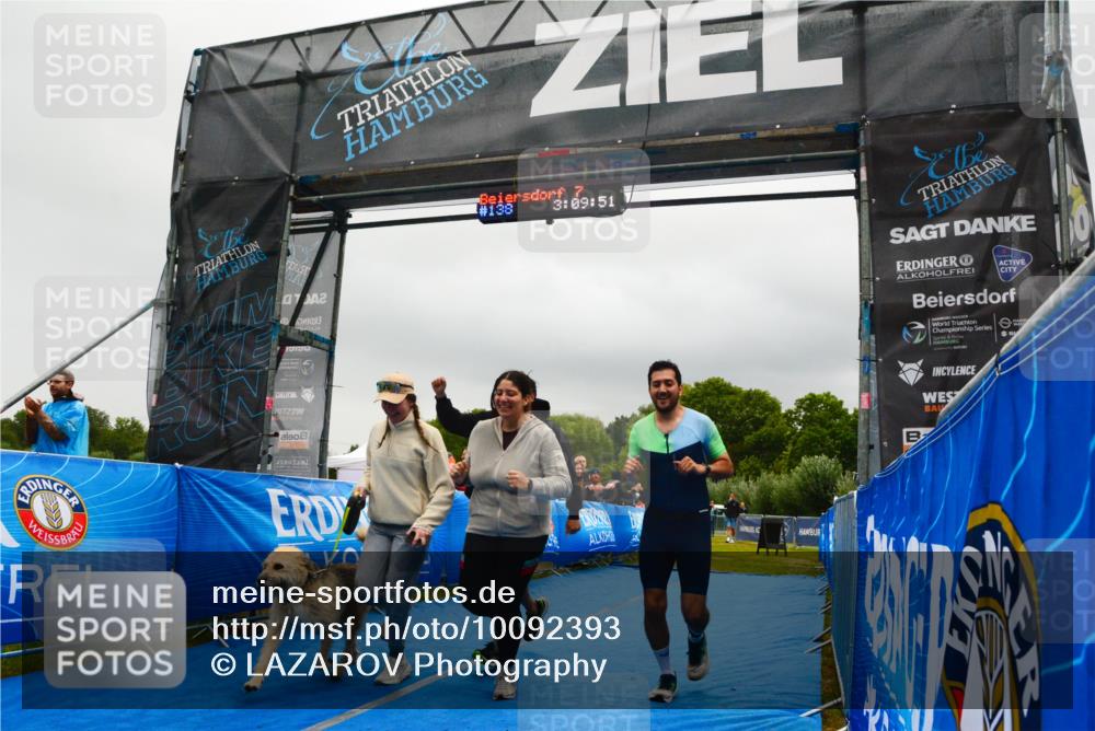 30.08.2026 - Elbe Triathlon Hamburg LAZAROV Photography http://msf.ph/oto/10092393 30.08.2026 17:09:50 Ziel  meine-sportfotos.de