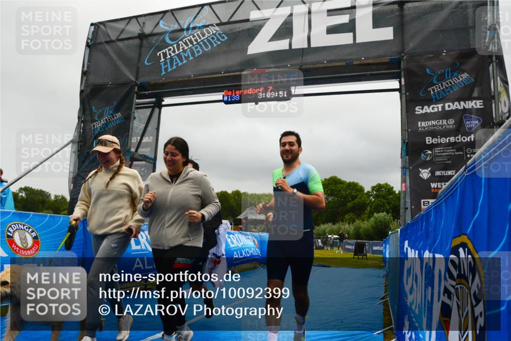 30.08.2026 - Elbe Triathlon Hamburg LAZAROV Photography http://msf.ph/oto/10092399 30.08.2026 17:09:50 Ziel  meine-sportfotos.de