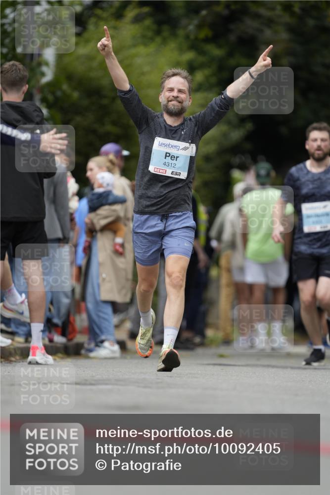 30.08.2026 - Blankeneser Heldenlauf Patografie http://msf.ph/oto/10092405 30.08.2026 12:31:47 Ziel  meine-sportfotos.de