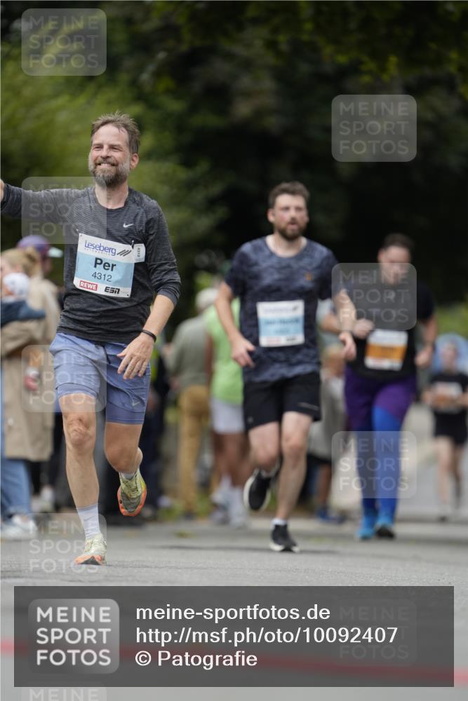 30.08.2026 - Blankeneser Heldenlauf Patografie http://msf.ph/oto/10092407 30.08.2026 12:31:48 Ziel  meine-sportfotos.de
