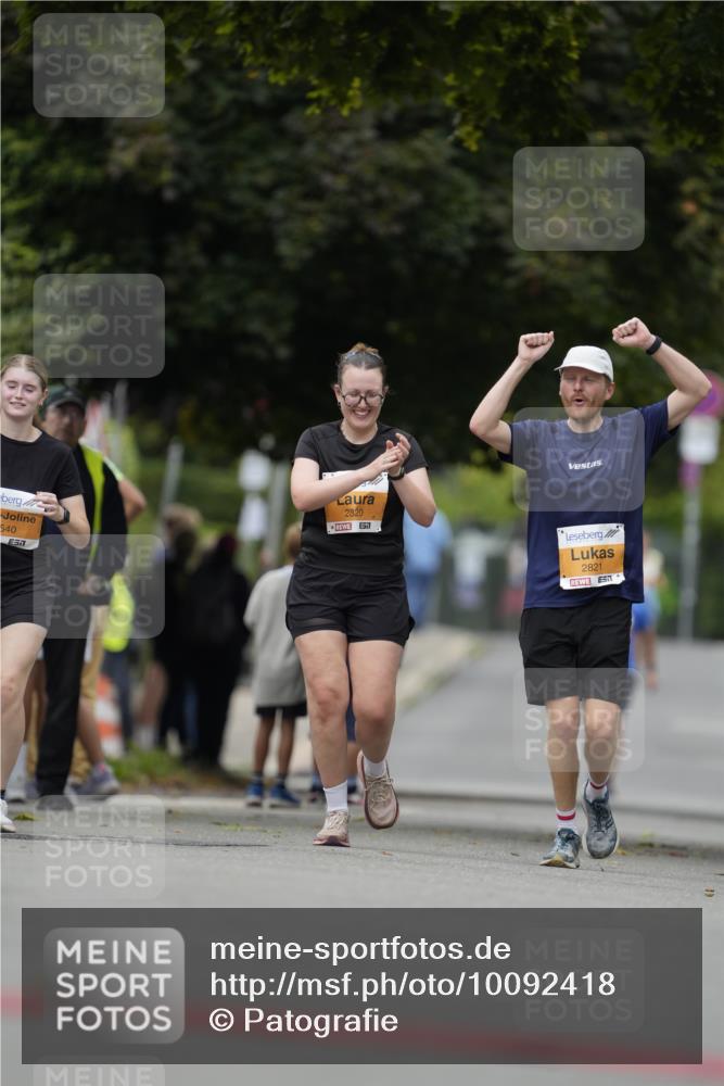 30.08.2026 - Blankeneser Heldenlauf Patografie http://msf.ph/oto/10092418 30.08.2026 12:32:05 Ziel 2325, 4303 meine-sportfotos.de