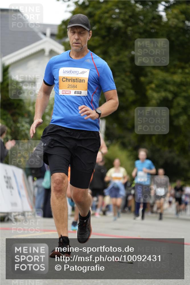 30.08.2026 - Blankeneser Heldenlauf Patografie http://msf.ph/oto/10092431 30.08.2026 12:32:51 Ziel 2584, 4012, 4131, 4472 meine-sportfotos.de