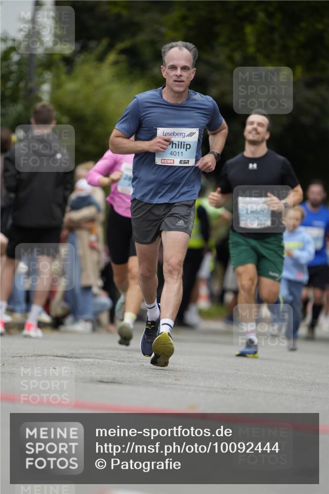 30.08.2026 - Blankeneser Heldenlauf Patografie http://msf.ph/oto/10092444 30.08.2026 12:33:08 Ziel 4011, 4068, 4483 meine-sportfotos.de