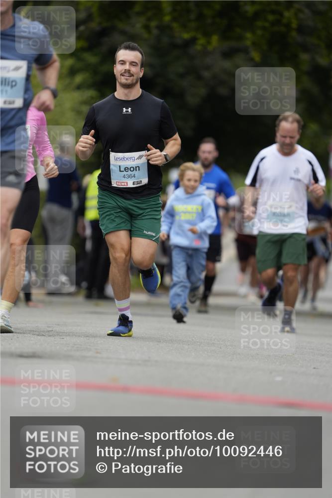 30.08.2026 - Blankeneser Heldenlauf Patografie http://msf.ph/oto/10092446 30.08.2026 12:33:10 Ziel 4011, 4068, 4096, 4364 meine-sportfotos.de