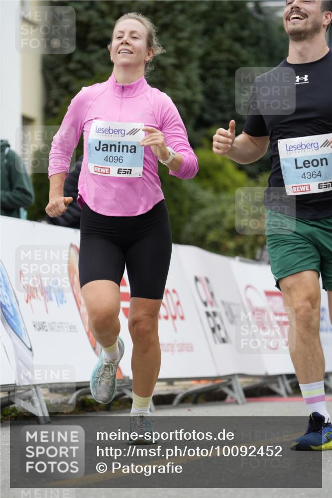 30.08.2026 - Blankeneser Heldenlauf Patografie http://msf.ph/oto/10092452 30.08.2026 12:33:15 Ziel 4011, 4096, 4139, 4364 meine-sportfotos.de