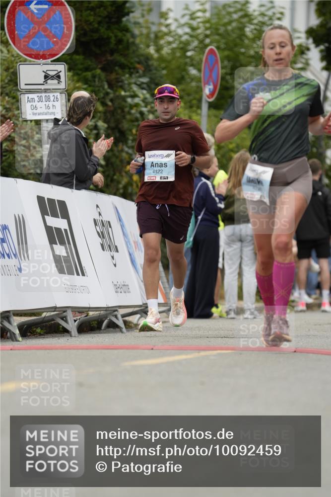 30.08.2026 - Blankeneser Heldenlauf Patografie http://msf.ph/oto/10092459 30.08.2026 12:33:27 Ziel 2117, 4065, 4122, 4139, 4189, 4298 meine-sportfotos.de