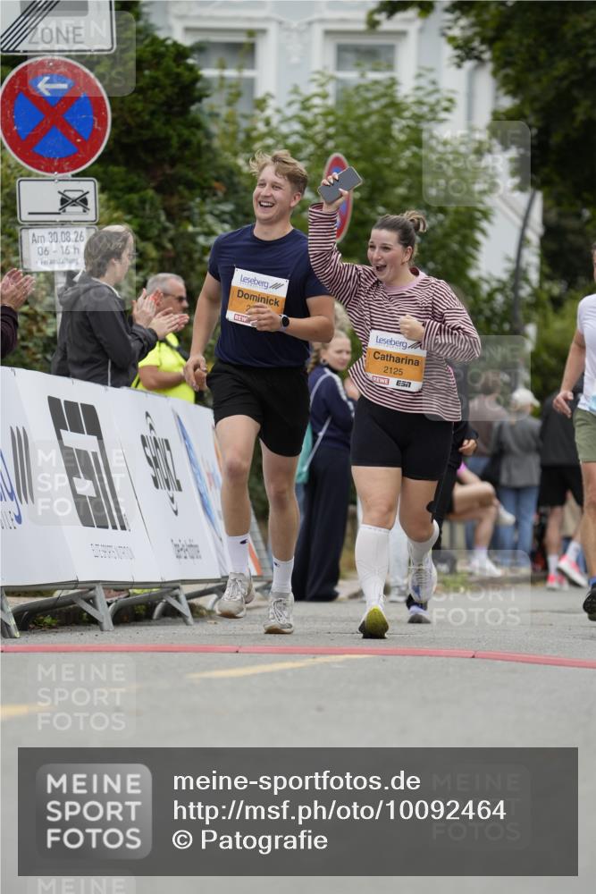 30.08.2026 - Blankeneser Heldenlauf Patografie http://msf.ph/oto/10092464 30.08.2026 12:33:35 Ziel 2117, 2125, 4122, 4298, 4488 meine-sportfotos.de