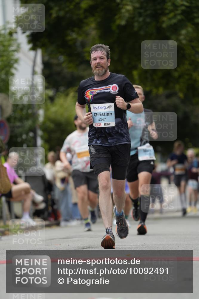 30.08.2026 - Blankeneser Heldenlauf Patografie http://msf.ph/oto/10092491 30.08.2026 12:34:20 Ziel 2928, 4347, 4449 meine-sportfotos.de