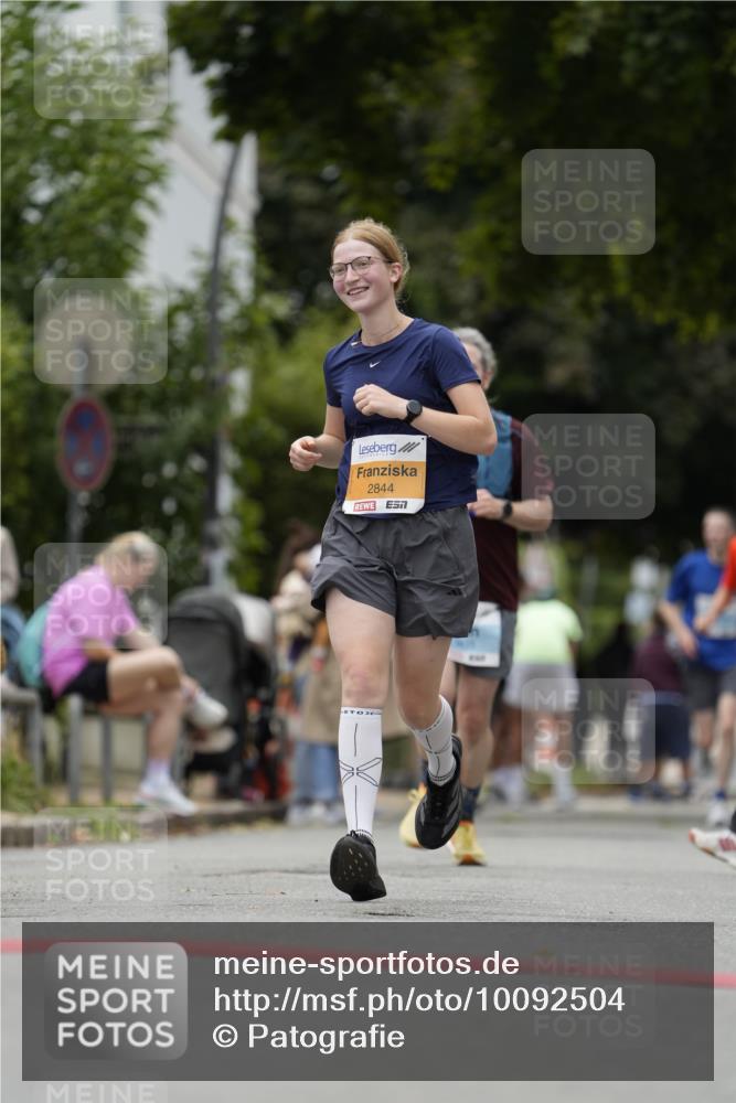 30.08.2026 - Blankeneser Heldenlauf Patografie http://msf.ph/oto/10092504 30.08.2026 12:34:33 Ziel 2311, 2371, 2372, 2628, 2844, 2901, 4435 meine-sportfotos.de