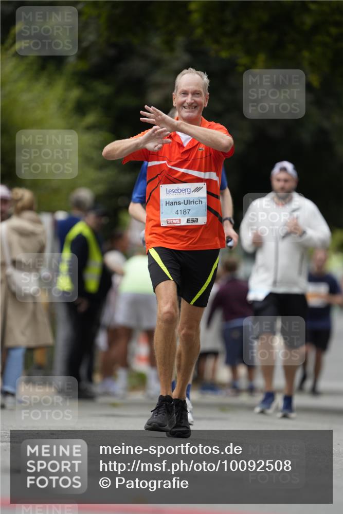 30.08.2026 - Blankeneser Heldenlauf Patografie http://msf.ph/oto/10092508 30.08.2026 12:34:38 Ziel 2628, 2844, 4435 meine-sportfotos.de