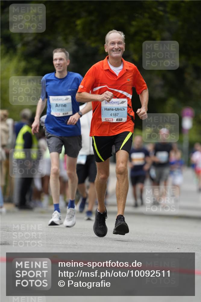 30.08.2026 - Blankeneser Heldenlauf Patografie http://msf.ph/oto/10092511 30.08.2026 12:34:40 Ziel 2628, 2844, 4187, 4435 meine-sportfotos.de
