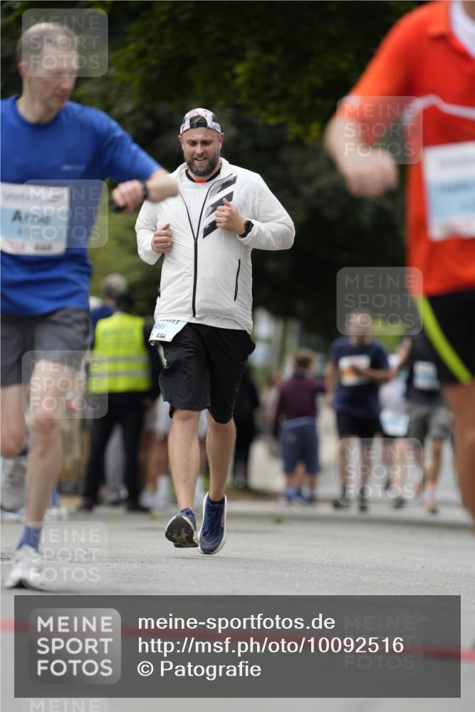 30.08.2026 - Blankeneser Heldenlauf Patografie http://msf.ph/oto/10092516 30.08.2026 12:34:44 Ziel 2628, 4095, 4187, 4191, 4435 meine-sportfotos.de