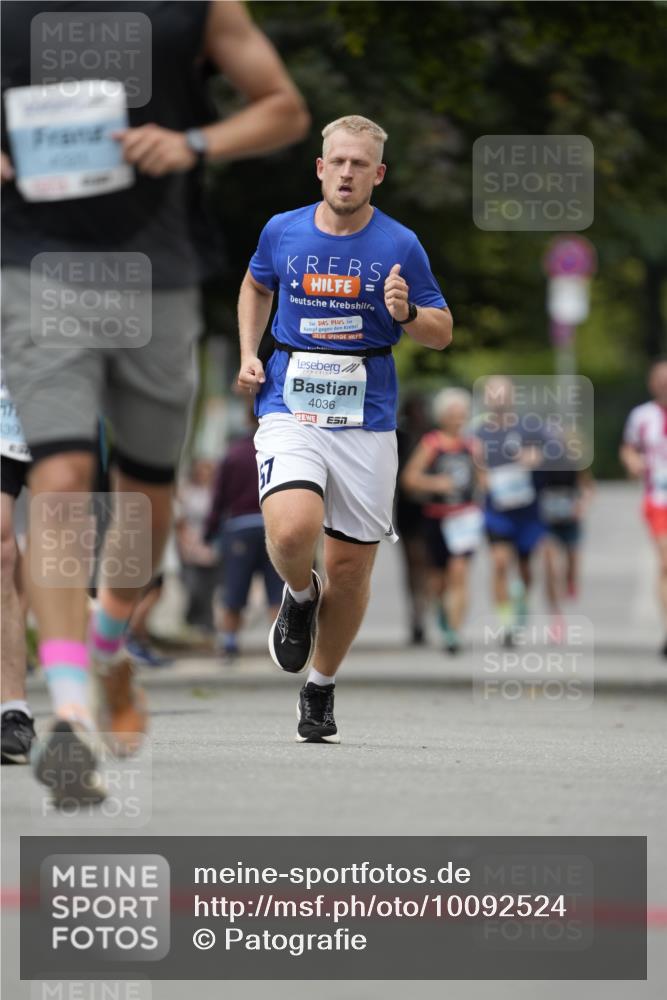 30.08.2026 - Blankeneser Heldenlauf Patografie http://msf.ph/oto/10092524 30.08.2026 12:34:58 Ziel 4321 meine-sportfotos.de