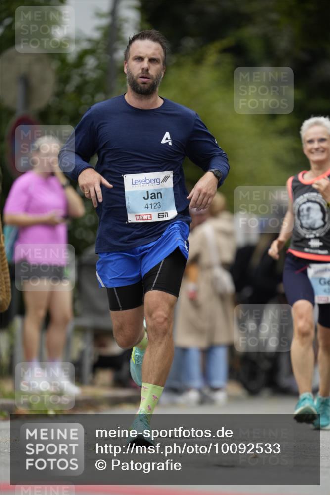 30.08.2026 - Blankeneser Heldenlauf Patografie http://msf.ph/oto/10092533 30.08.2026 12:35:14 Ziel 4123, 4471 meine-sportfotos.de