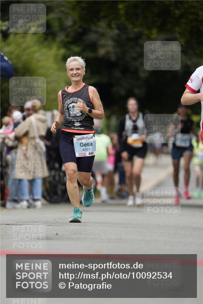 30.08.2026 - Blankeneser Heldenlauf Patografie http://msf.ph/oto/10092534 30.08.2026 12:35:15 Ziel 4123, 4471 meine-sportfotos.de
