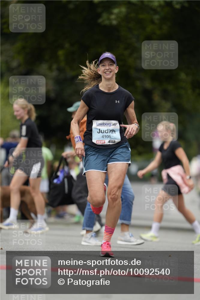 30.08.2026 - Blankeneser Heldenlauf Patografie http://msf.ph/oto/10092540 30.08.2026 12:35:27 Ziel 2786, 4105, 4360, 4391 meine-sportfotos.de
