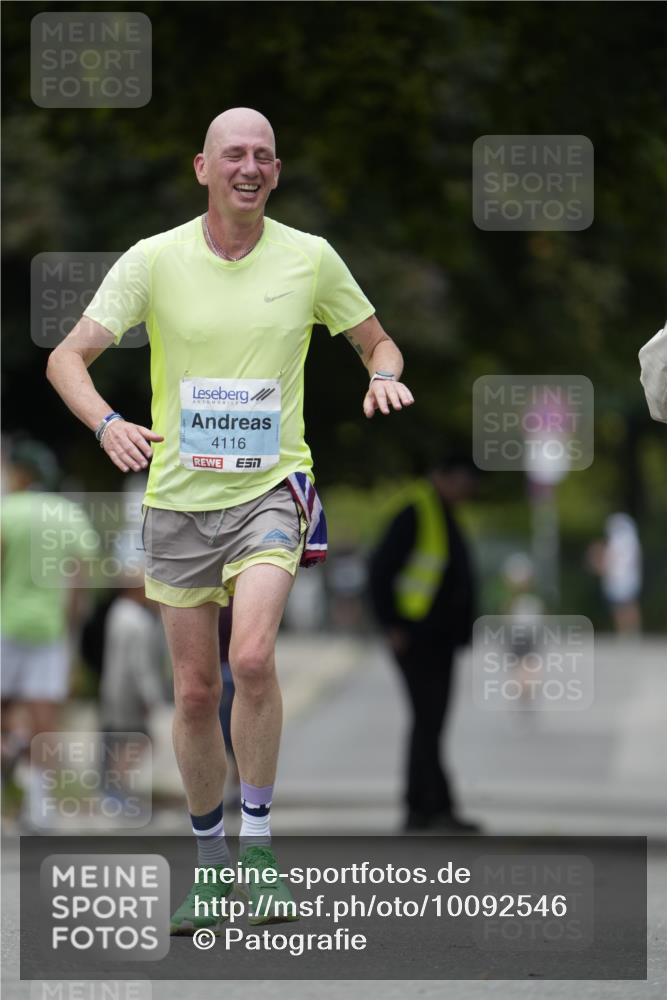 30.08.2026 - Blankeneser Heldenlauf Patografie http://msf.ph/oto/10092546 30.08.2026 12:35:37 Ziel 2786, 4105, 4116 meine-sportfotos.de