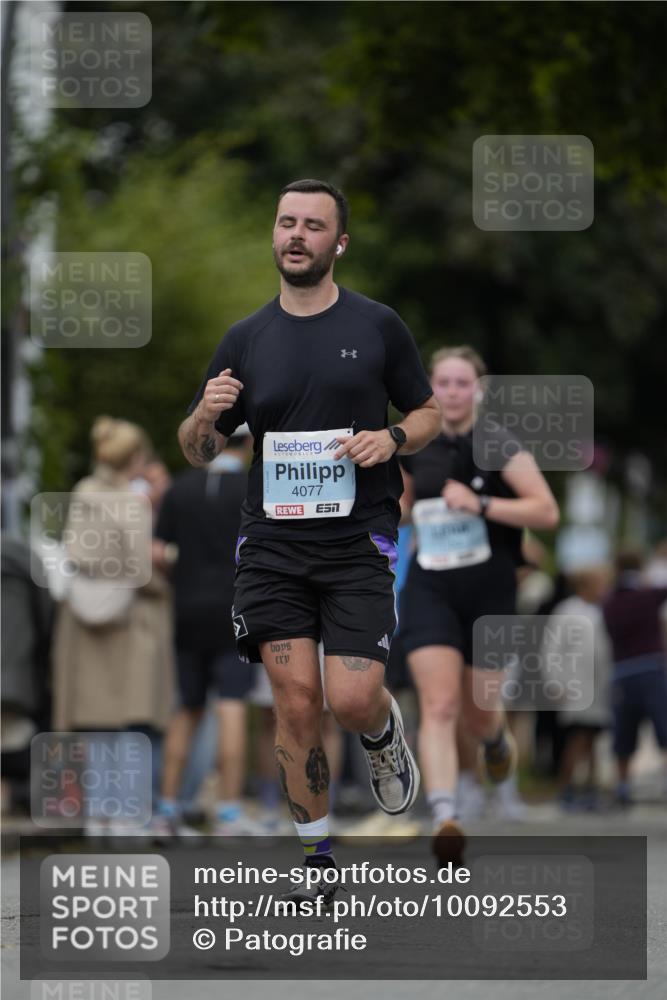 30.08.2026 - Blankeneser Heldenlauf Patografie http://msf.ph/oto/10092553 30.08.2026 12:36:33 Ziel 4077 meine-sportfotos.de