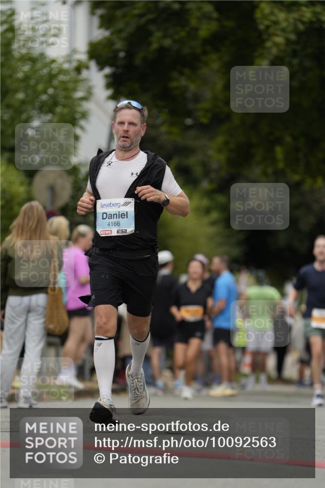 30.08.2026 - Blankeneser Heldenlauf Patografie http://msf.ph/oto/10092563 30.08.2026 12:36:52 Ziel 4166 meine-sportfotos.de