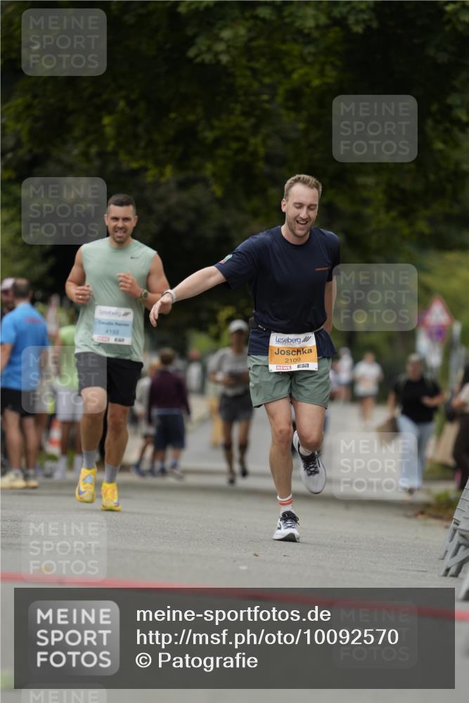 30.08.2026 - Blankeneser Heldenlauf Patografie http://msf.ph/oto/10092570 30.08.2026 12:36:59 Ziel 4166 meine-sportfotos.de
