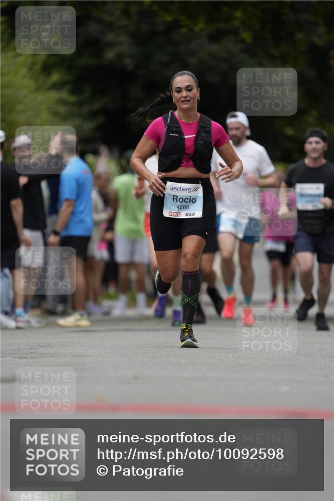 30.08.2026 - Blankeneser Heldenlauf Patografie http://msf.ph/oto/10092598 30.08.2026 12:37:56 Ziel 4288, 4406, 4474 meine-sportfotos.de