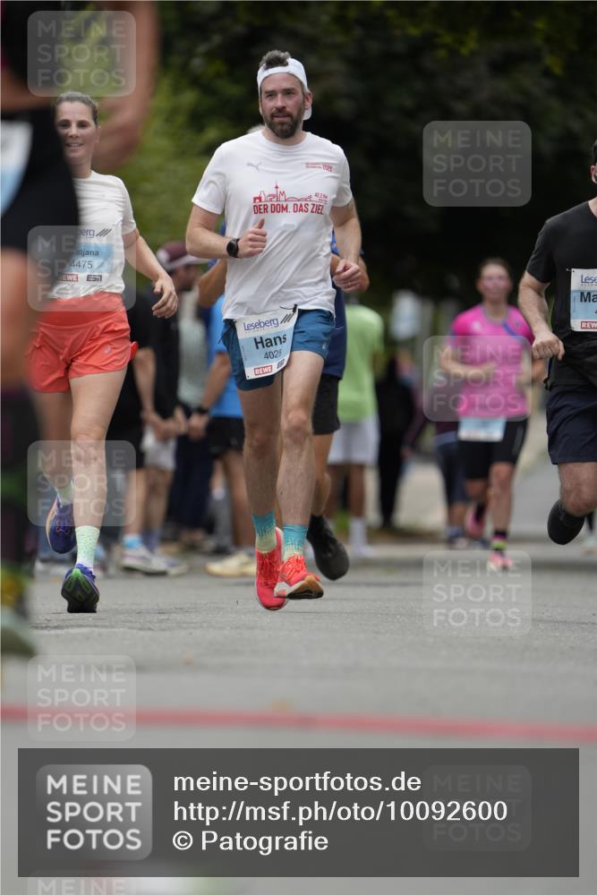 30.08.2026 - Blankeneser Heldenlauf Patografie http://msf.ph/oto/10092600 30.08.2026 12:38:01 Ziel 4288, 4406, 4474 meine-sportfotos.de
