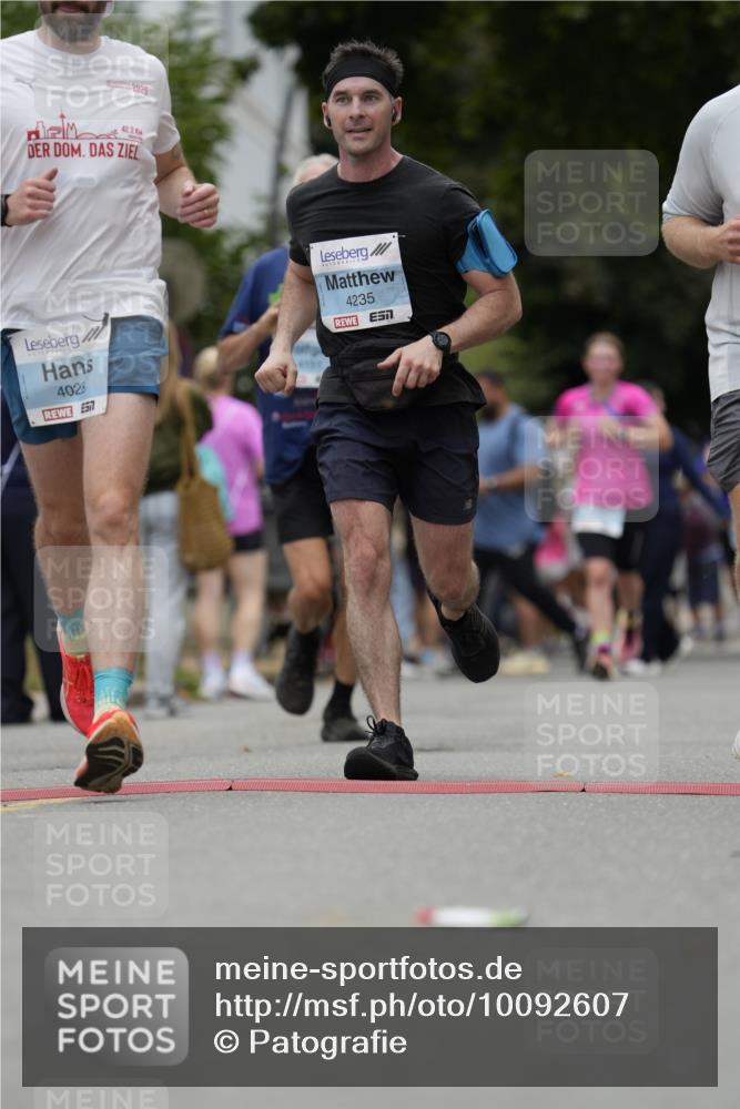 30.08.2026 - Blankeneser Heldenlauf Patografie http://msf.ph/oto/10092607 30.08.2026 12:38:06 Ziel 2041, 4028, 4151, 4235, 4288, 4475 meine-sportfotos.de