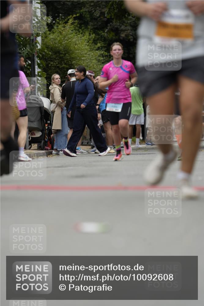 30.08.2026 - Blankeneser Heldenlauf Patografie http://msf.ph/oto/10092608 30.08.2026 12:38:07 Ziel 2041, 4028, 4151, 4235, 4288, 4475 meine-sportfotos.de